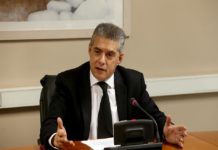 Κ. Αγοραστός: «Απαγόρευση προσλήψεων και περικοπή χρηματοδότησης κατά 35% οδηγεί στο λουκέτο νευραλγικές υπηρεσίες των Περιφερειών»